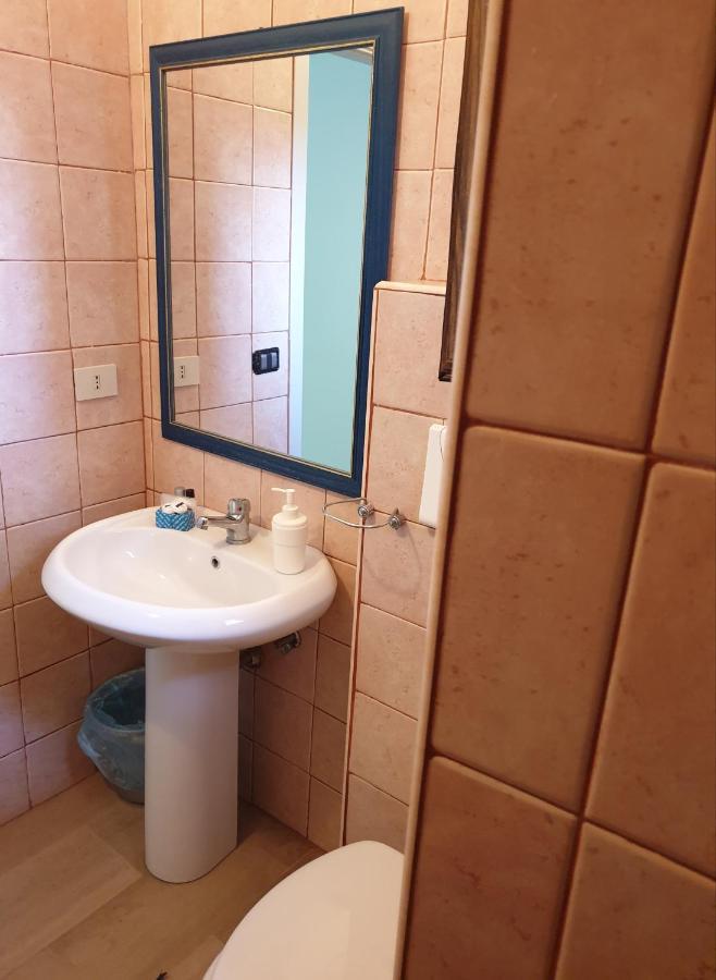 B&B Villa Del Sole Gizzeria Kültér fotó