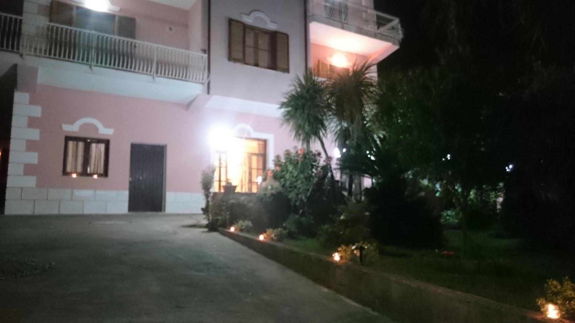 B&B Villa Del Sole Gizzeria Kültér fotó